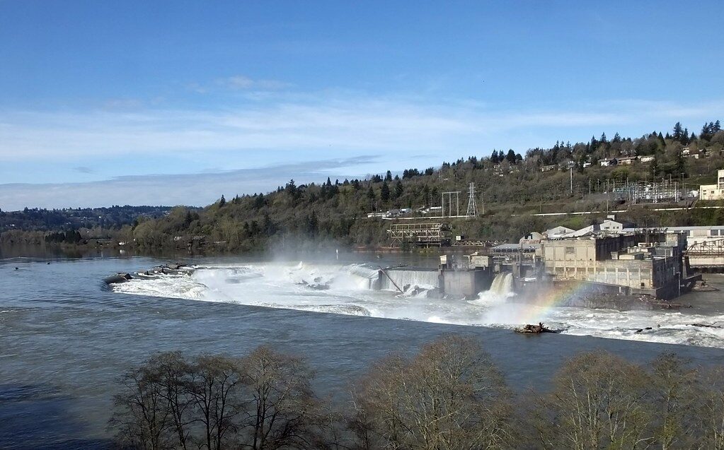 This Oregon Town Sits Beside the Biggest Waterfall in the Pacific Northwest. Should You Retire There? 7 West Linn, OR