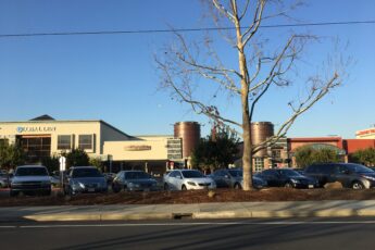 Westfield Oakridge