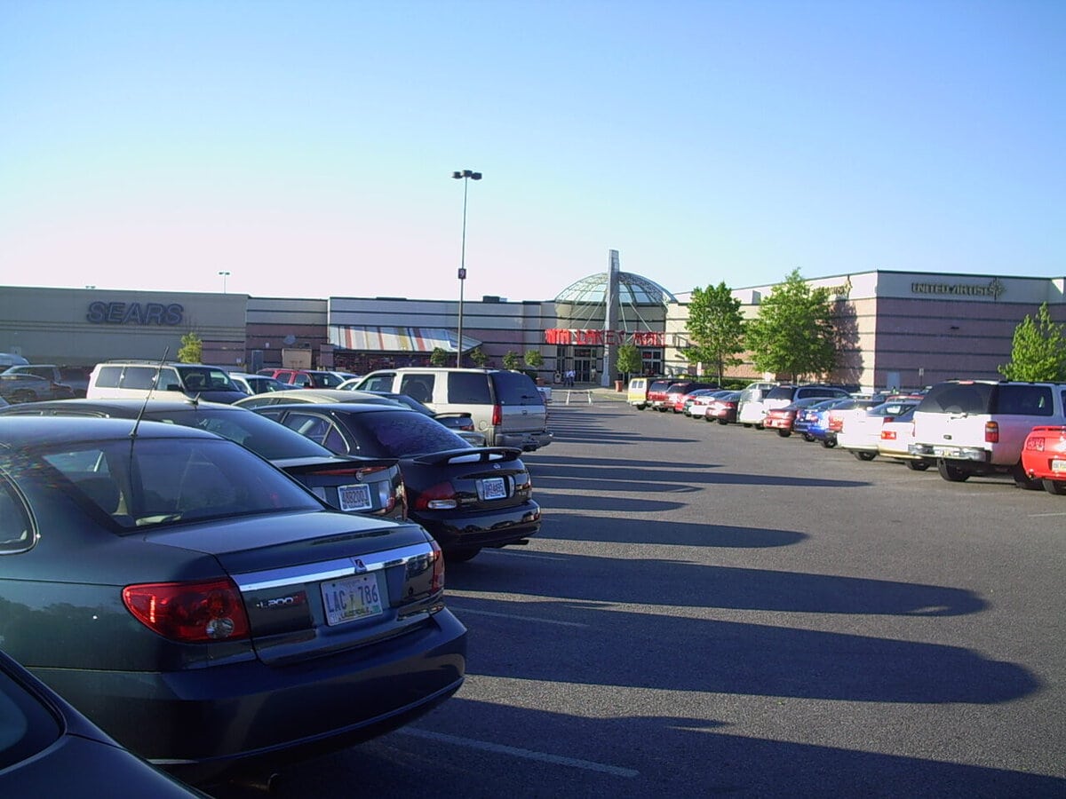 Bonita Lakes Mall Is Now Uptown Meridian, Mississippi: the Only Enclosed Mall for 90 Miles 6 Bonita Lakes Mall