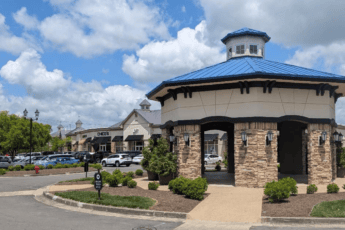 Hamburg Pavilion in Lexington