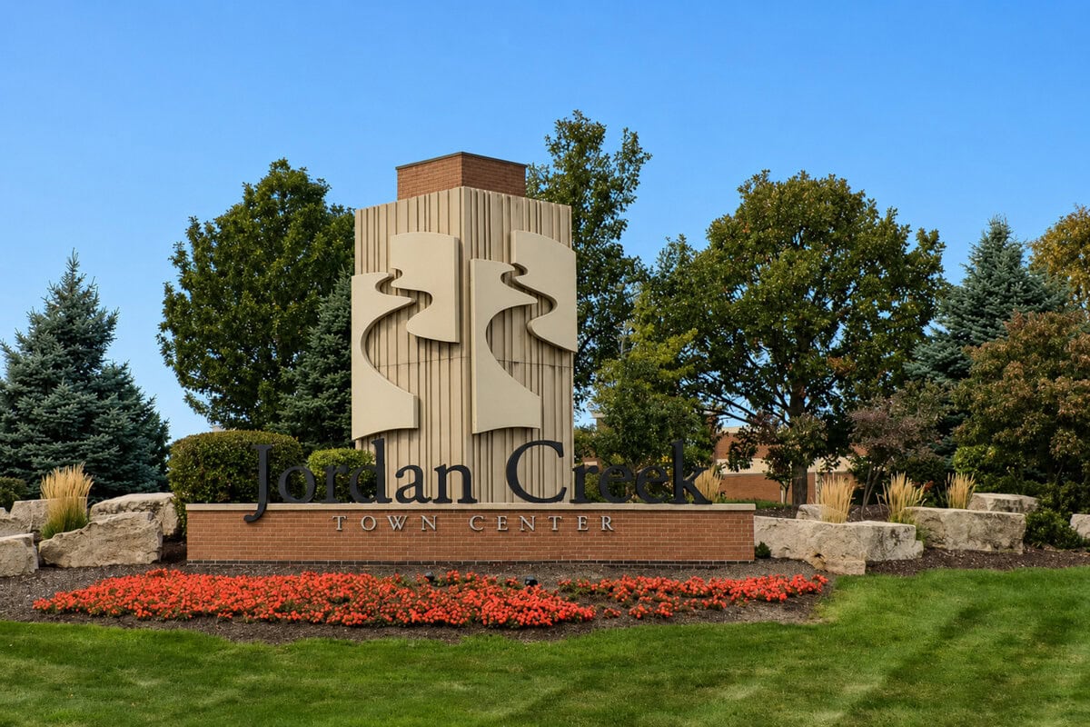 Farmland to $800+ a Square Foot: The Cornfield Mall That Swallowed Des Moines, IA Retail 4 Jordan Creek Town Center in West Des Moines, IA