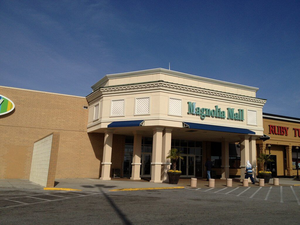 Magnolia Mall in Florence
