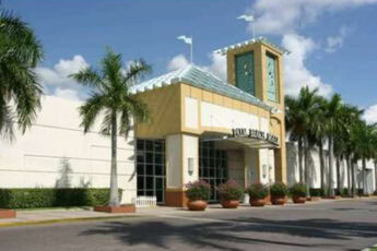 Palm Beach Mall