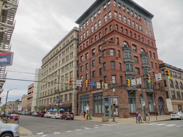 Living in Scranton, PA: Why the City Is Perfect for Some People - and a Huge Mistake for Others