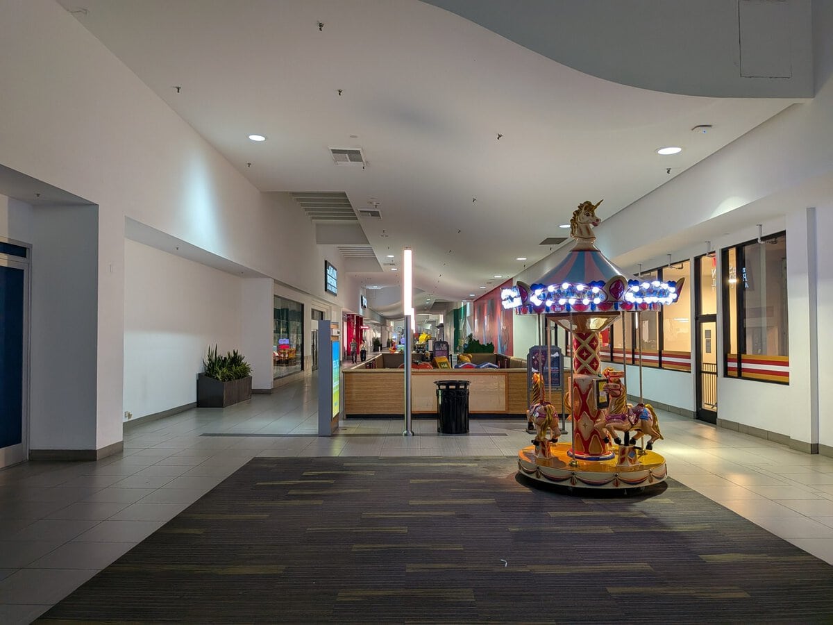 Westgate Center in San Jose, CA: Power Center Built Around a Shrinking Mall 7 Westgate Center interior