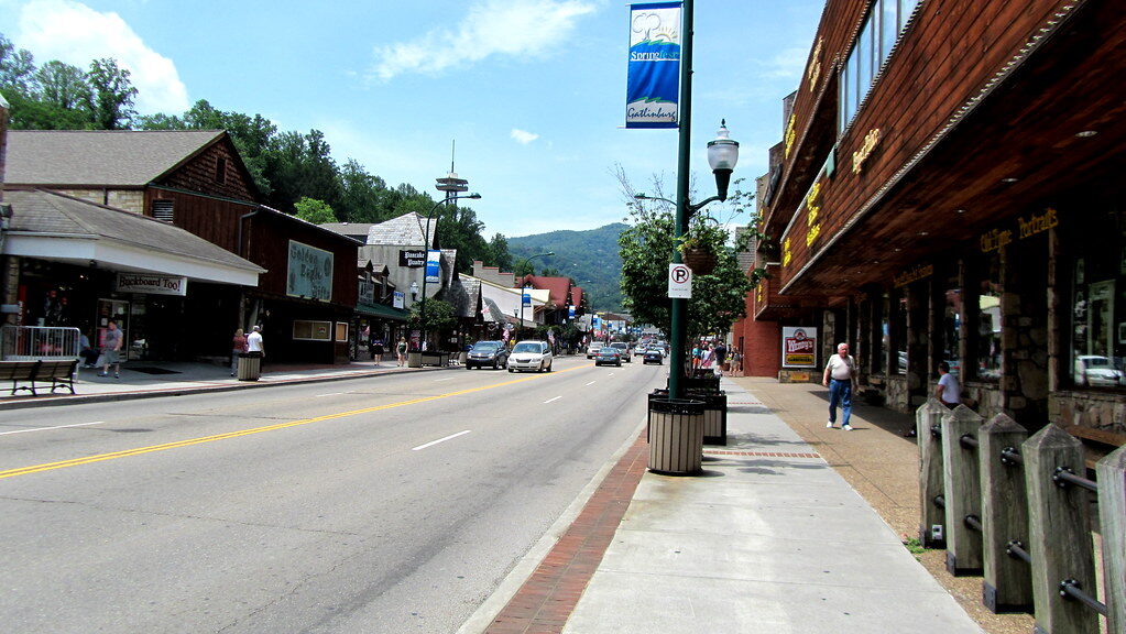 Living in Gatlinburg, TN