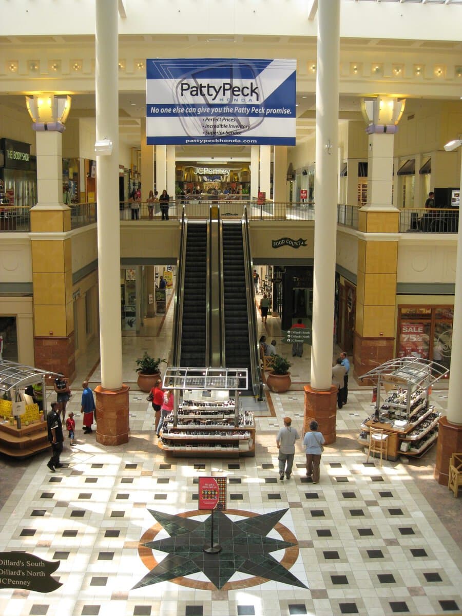 McRae's, D.H. Holmes, Gayfers, and JCPenney Anchored Northpark Mall in Ridgeland, MS. Only JCPenney Is Still There. 7 Northpark Mall Ridgeland