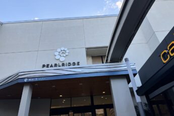 Pearlridge Center