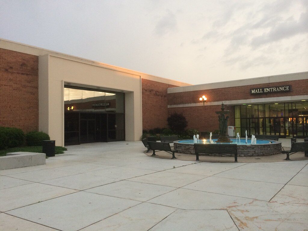 From Belk to a 1,000-seat hall: how Salisbury, NC's last mall turned into a county building 6 Salisbury Mall