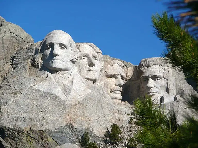 Top 10 Places To Visit In South Dakota 2024 USA Best Attractions   55477 768x576 