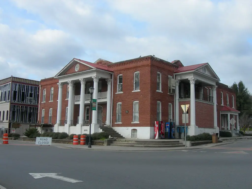 (Old) Gilmer County Court House - Ellijay, Georgia