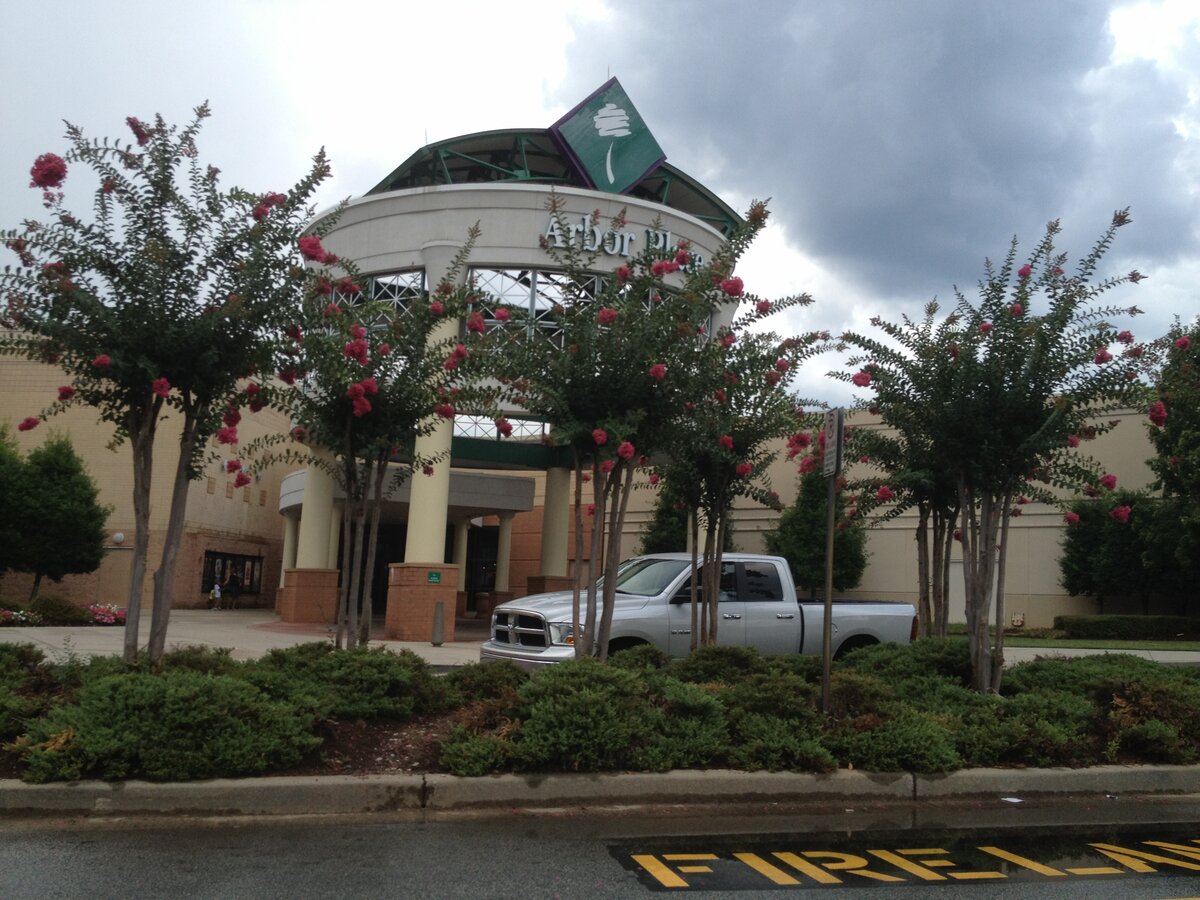 What Really Happened to Arbor Place Mall in Douglasville, GA? 11 Arbor Place Mall