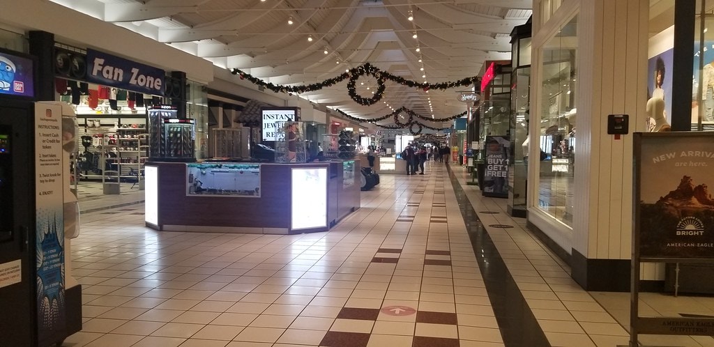 Auburn Mall