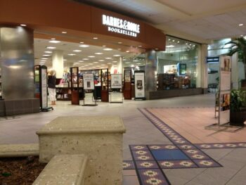 Oglethorpe Mall in Savannah, GA: A Timeless Shopping Oasis in the Heart of the South