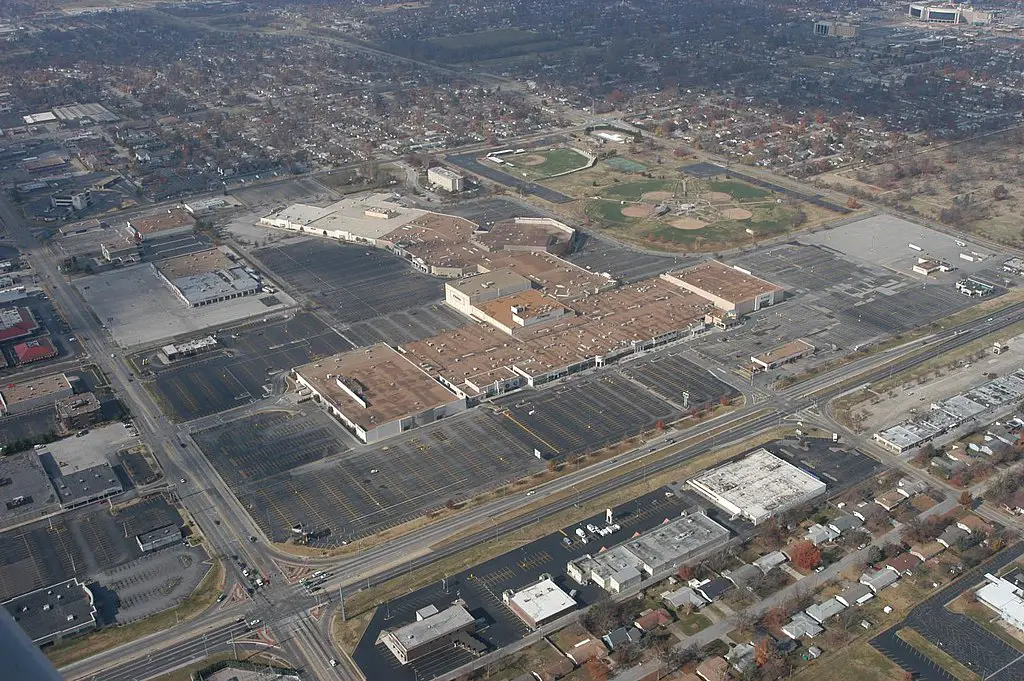 Battlefield Mall, Springfield, MO: Past, Present, Future