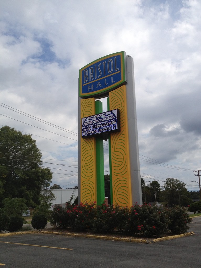 How Bristol Mall in Bristol, VA, Turned Into Hard Rock 11 Bristol Mall