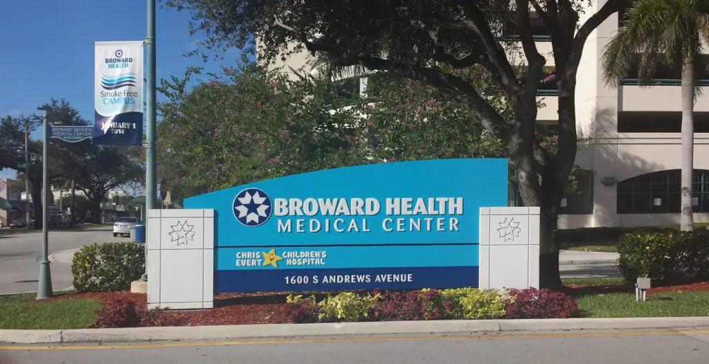 Broward Health Medical Center Entrance