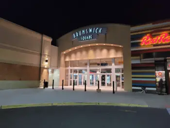 Can Brunswick Square Mall Survive in East Brunswick, NJ?