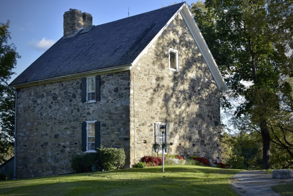 Bull Stone House