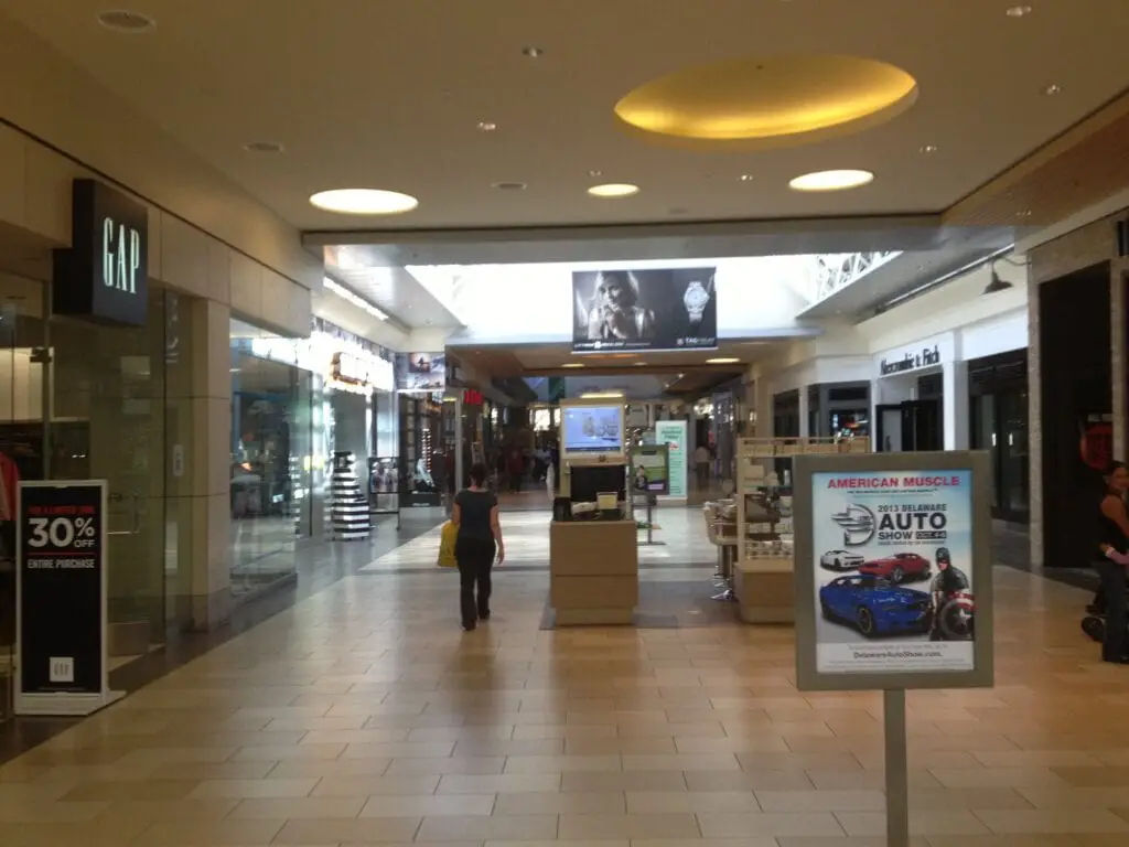 Christiana Mall between Macy's and JCPenney