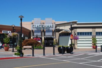 Clackamas Town Center mall