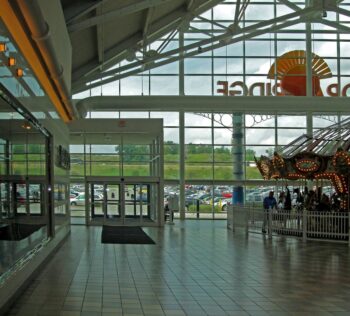 Is Coral Ridge Mall in Coralville, IA, Still Worth Visiting in 2025?