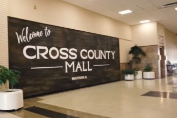 Cross County Mall