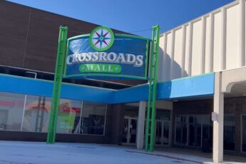 Crossroads Mall in Waterloo, IA