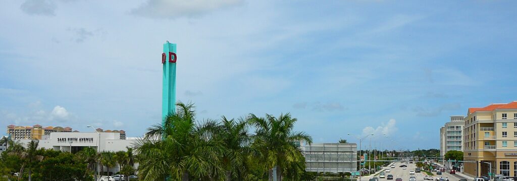 Dadeland Mall in Kendall, FL: From Open-Air Plaza to South Florida Giant 10 Dadeland Mall