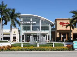 Dadeland Mall in Kendall, FL: From Open-Air Plaza to South Florida Giant