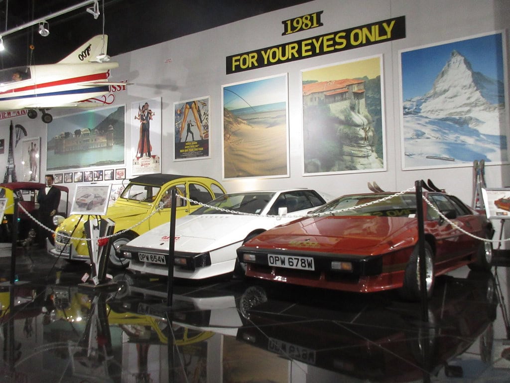 Mall Dreams Failed Twice Before Dezerland Park, Orlando, FL Arrived 11 Dezerland Park - Orlando Auto Museum
