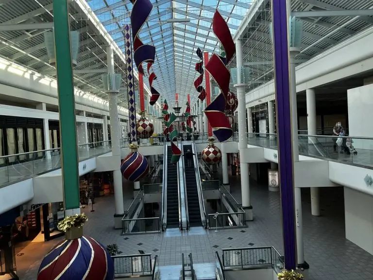 The Rise, Fall, And Uncertain Future Of Emerald Square Mall In North