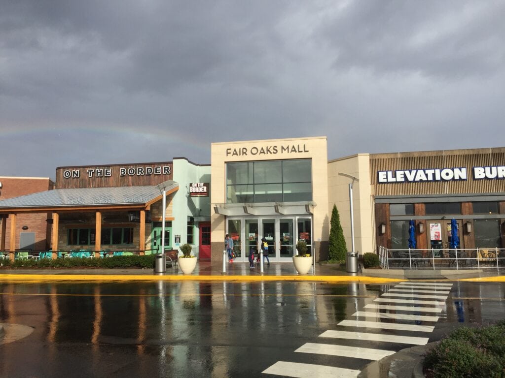 Fair Oaks Mall Entrance