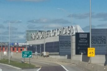 Fashion Outlets of Chicago