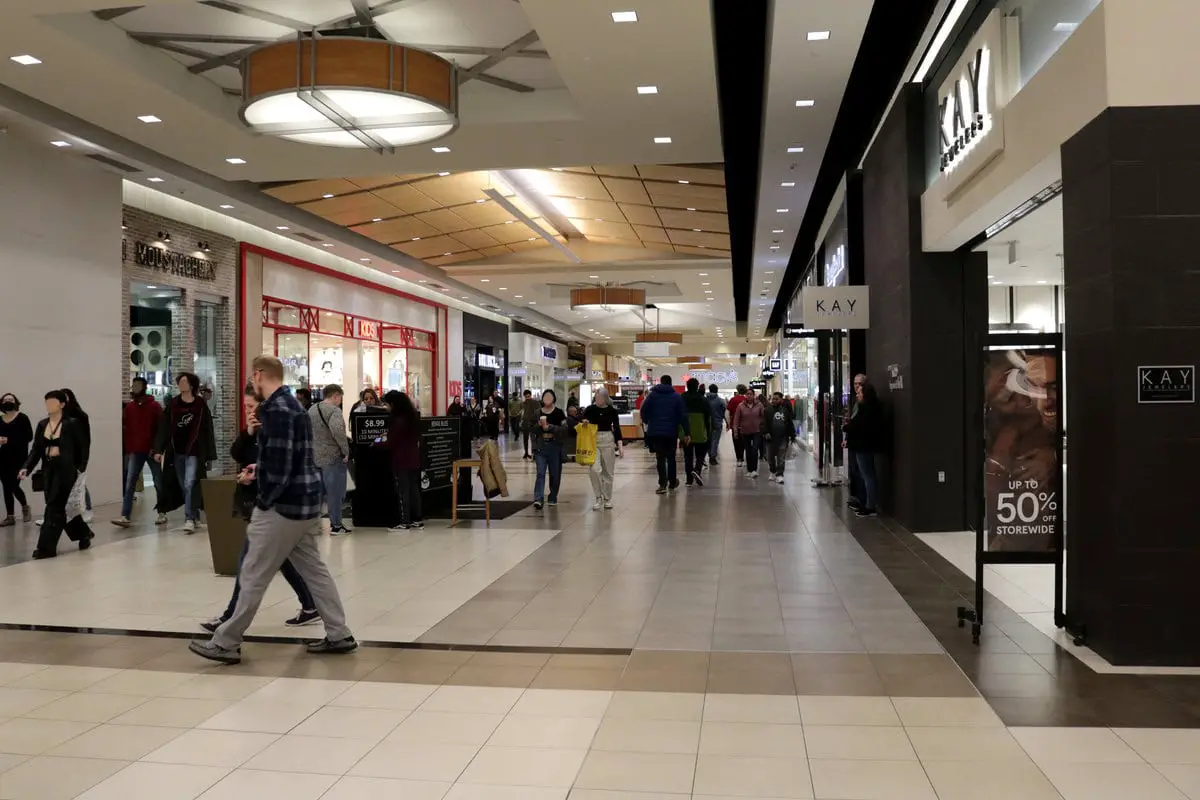 Fashion Place Mall in Murray, UT: Retail, Dining, and More