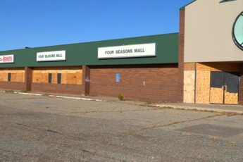 Four Seasons Mall in Plymouth, MN