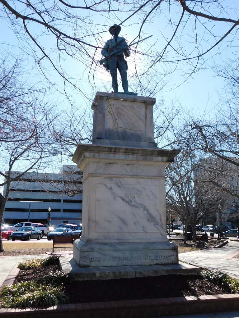 Hall County Confederate Monument