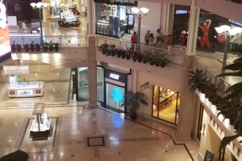 Hallway in Bridgewater Commons Mall