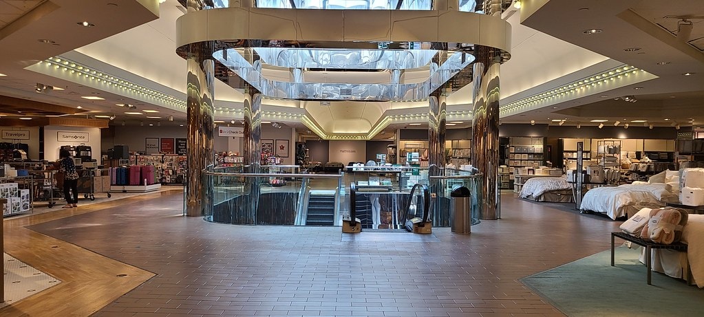 Hamilton Mall in Mays Landing, NJ is Still Standing - But What's Left Inside? 11 Hamilton Mall