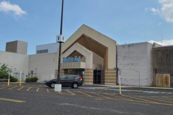 Hamilton Mall
