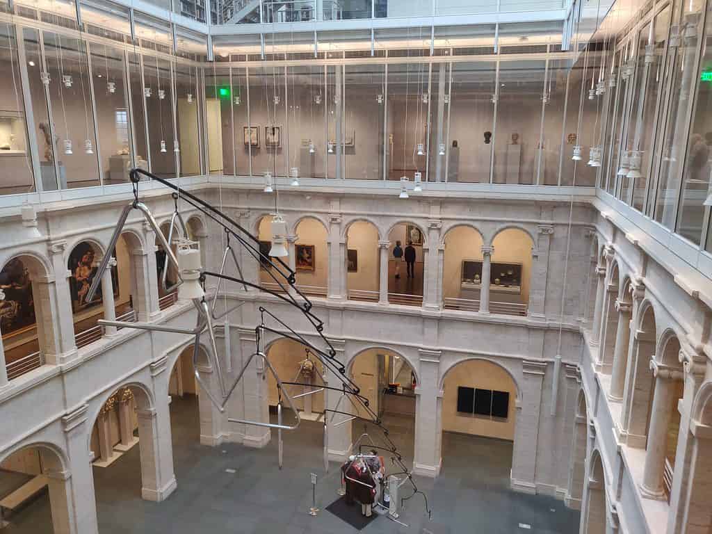 Harvard Art Museums atrium