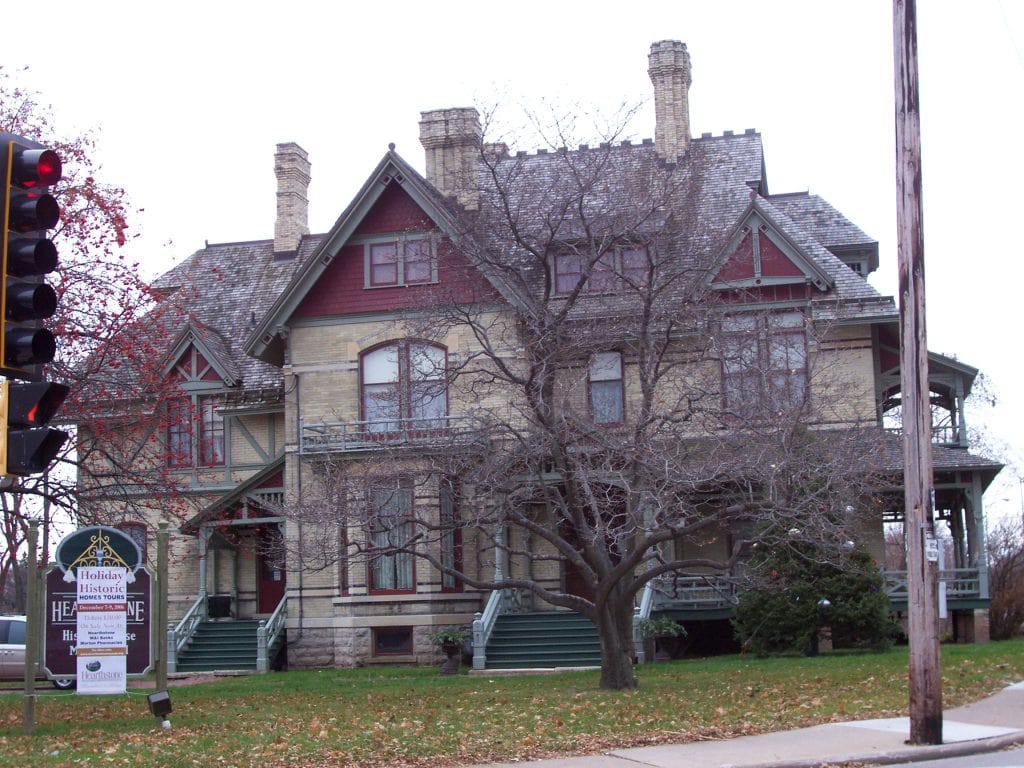 Things to Do in Appleton - Hearthstone Historic House Museum