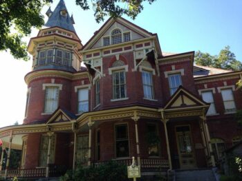 Exploring the Charm and Grandeur of Hornibrook House in Little Rock, AR