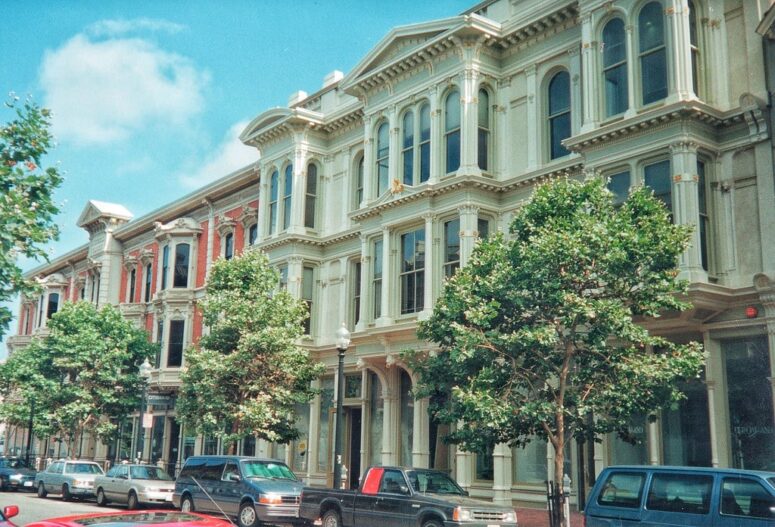 Is Oakland, California, Worth Visiting?