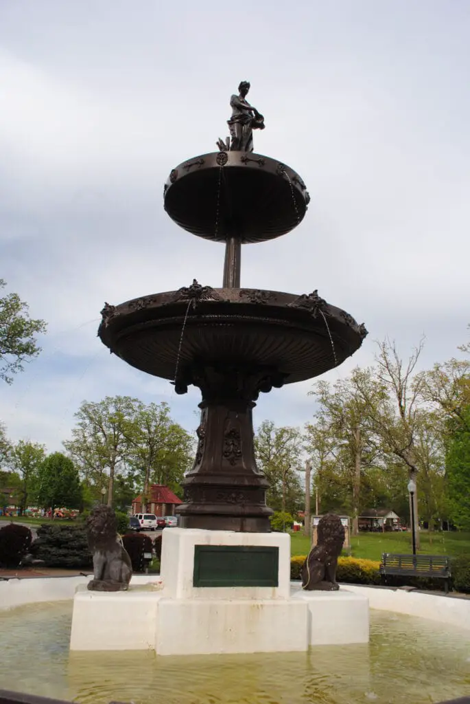 Jackson Memorial Fountain Parkersburg