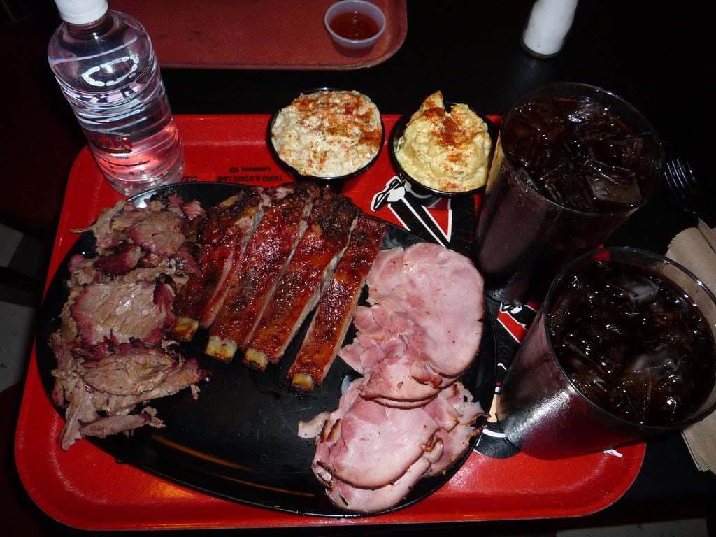 Kansas City-Style Barbecue: Uncover the Irresistible, Secret Taste of Missouri