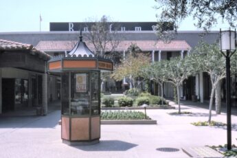 La Habra Marketplace