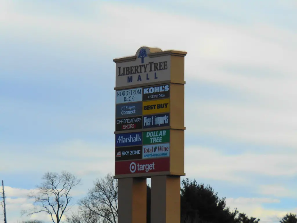 Liberty Tree Mall, Danvers