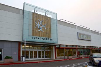 Lloyd Center northeast entrance - Portland, Oregon
