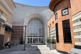 Menlo Park Mall